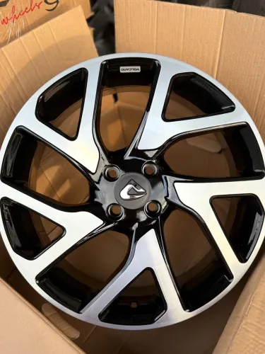 Rodas aro 18 Volcano (4x100)
