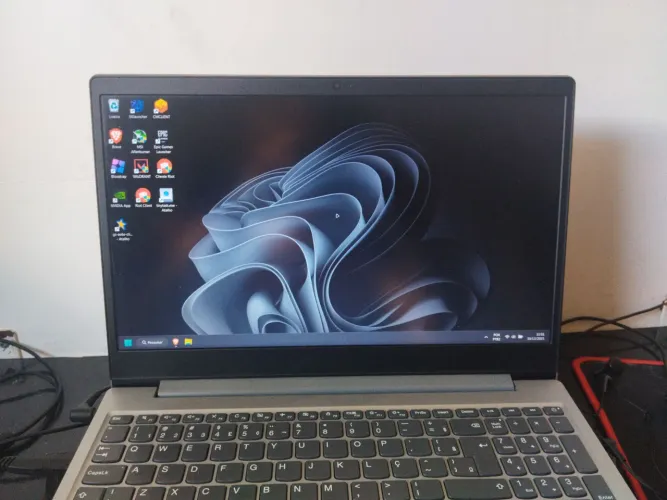 Notebook lenovo ideapad s145