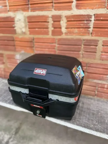 Baú givi original 