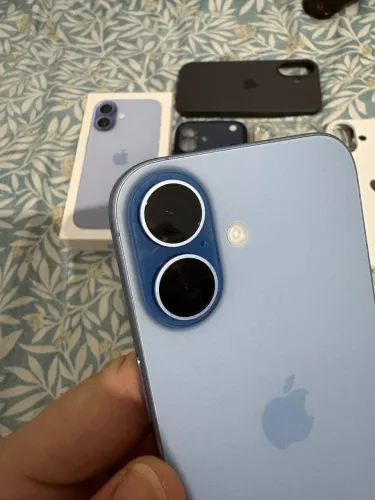 iPhone 17