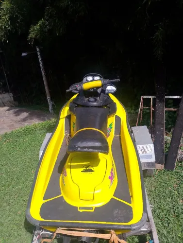 Jet ski
