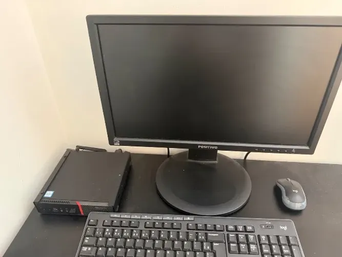 Computador Completo Lenovo ThinkCentre i5 + SSD + Monitor e Kit Sem Fio Logitech!
