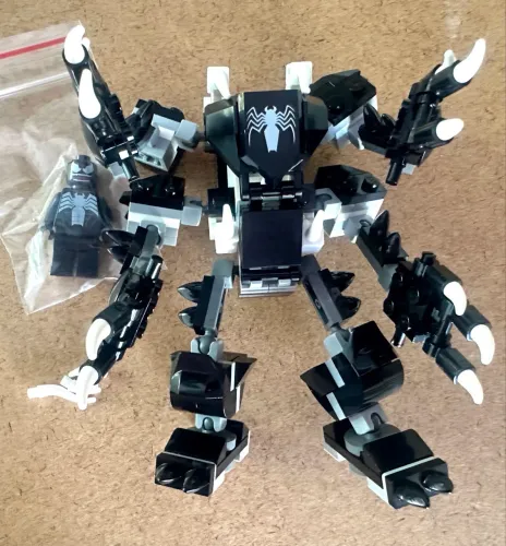 LEGO SPIDER Jato e Robô Venom (ler descrição)