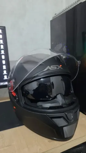 Capacete ASX Preto Fosco Tam. 58 | Apenas 2 Semanas de Uso | Óculos Solar Interno