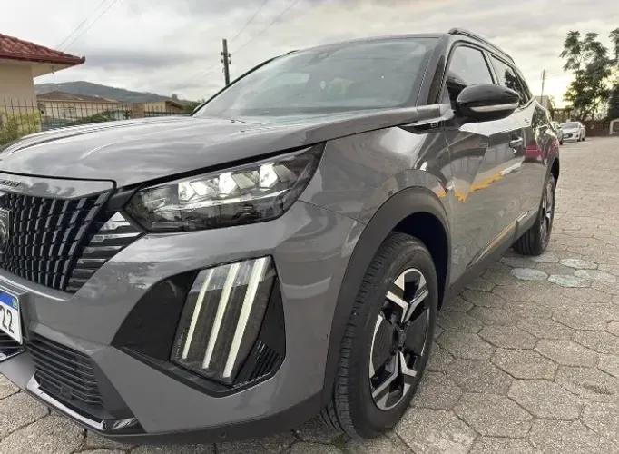 Peugeot 2008 GT 1.0 Turbo Flex 5P Aut. 2025