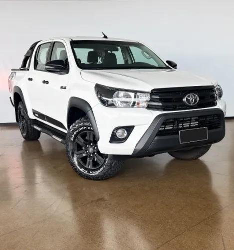 Toyota Hilux CD SR Chall. 4X4 2.8 TDI Dies Aut. 2018