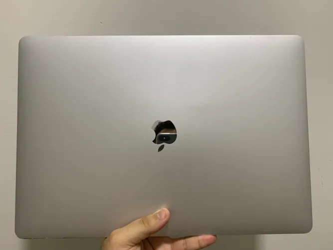 MacBook Pro 2019/ Intel i9/ 32GB/ 1TB SSD/ 16pol
