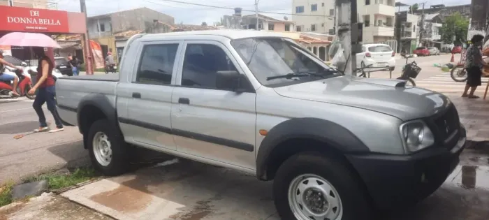 Mitsubishi L200 GL 2.5 4X4 CD Diesel 2007