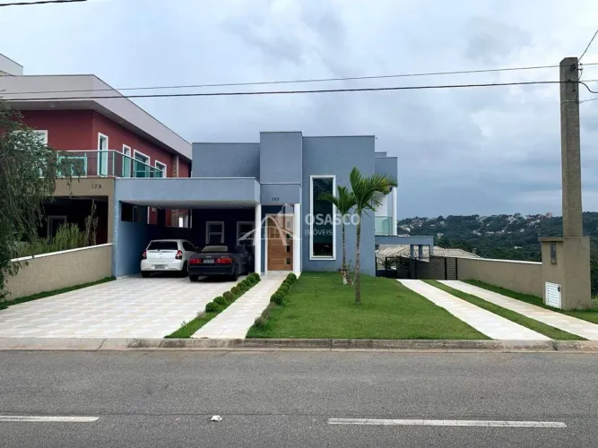 Condomínio com 4 quartos para locação em Jardim Do Golf I - SP