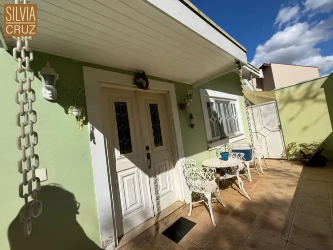 Imóvel com excelente localização, 4 dormitórios (3 suítes), no centro, em Tietê Ref.:563