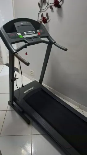 Esteira ergométrica doméstica