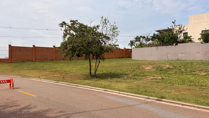 Lote Condomínio Alphaville Anápolis