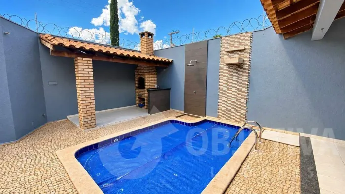 Casa à venda, 3 quartos, 2 suítes, 4 vagas, SANTA ROSA - UBERLANDIA/MG