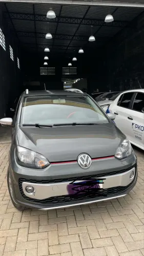 Volkswagen Up! Cross 1.0 TSI Total Flex 12V 5P 2016