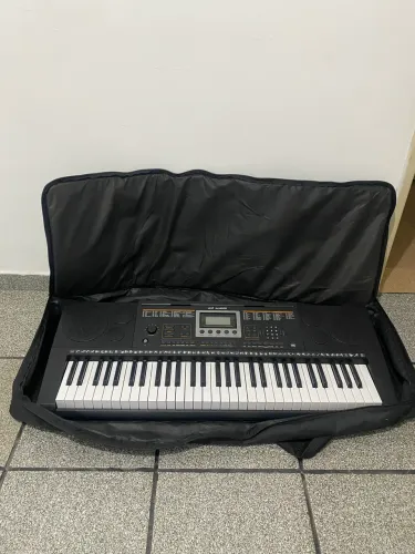 Teclado musical da marca MXT m-t 4500