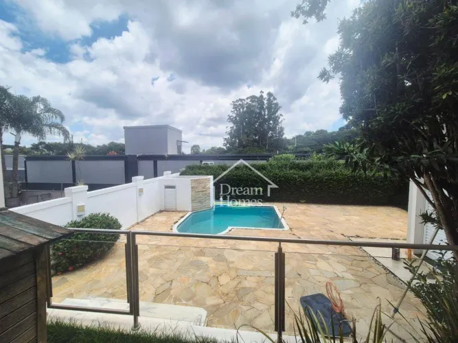 Casa com 4 suites à venda - Condomínio Recanto dos Paturis - Vinhedo/SP