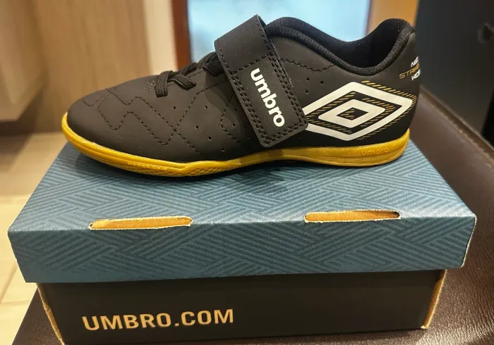 TÊNIS FUTSAL UMBRO NEO STRIKER KIDS