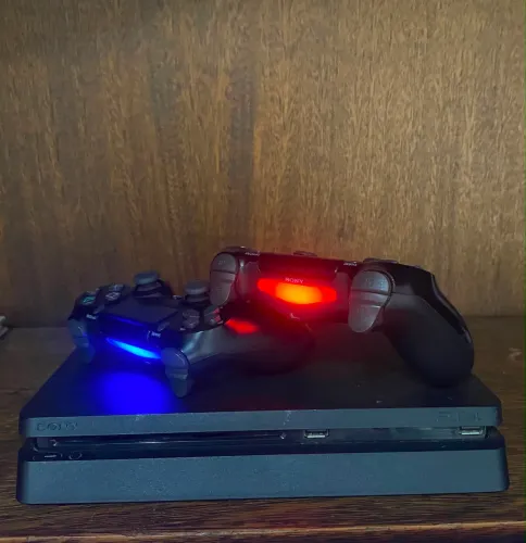 PlayStation 4 Slim 1TB + 2 Controles + 10 Jogos Incríveis (Vendendo Lote ou Avulso)
