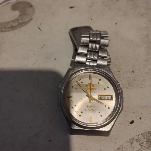 Relógio automático Orient Crystal. Diâmetro 38mm. Usado. Mecanismo excelente.