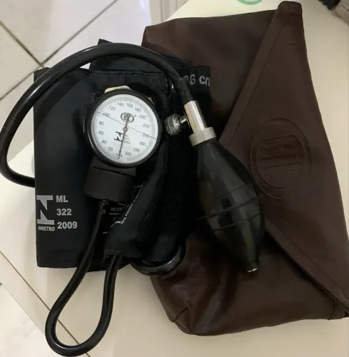 Esfigmomanômetro BIC