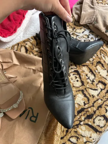 Bota de salto feminina número 36
