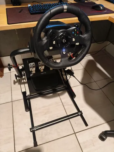 Volante Logitech G920 com cockpit e upgrades