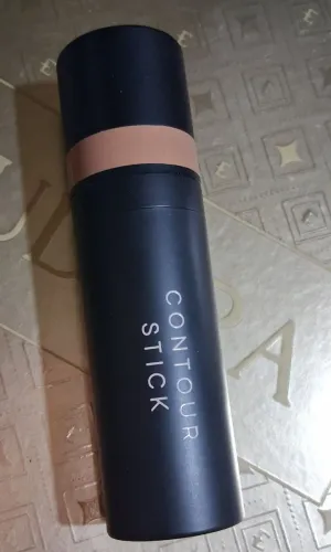 Contorno em Bastão Océane Contour Stick - Cor Light (Pouco Usado)