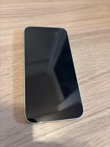 Iphone 13 Seminovo - Branco - 128 GB - Bateria trocada (Cap. Máxima 100%)