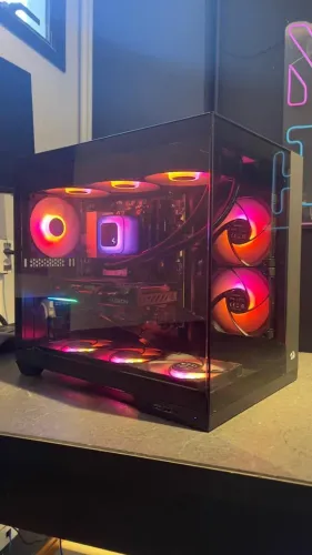 PC Gamer Ryzen 5 9600 RX 9060 XT 32GB DDR5