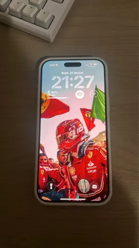 iPhone 17 pro Max bateria 100%