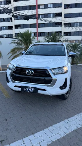 Toyota Hilux CD SRV 4X4 2.8 TDI Diesel Aut. 2022
