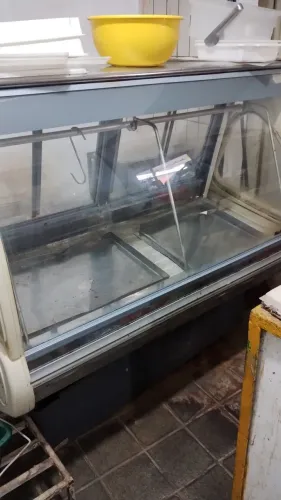 Vendo balcão refrigerado 