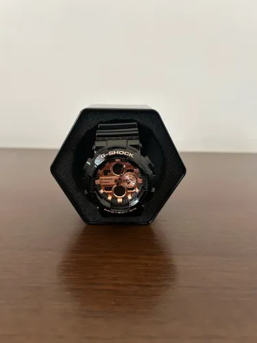 G-Shock GA-140 Preto/Rose Gold - Analógico + Digital