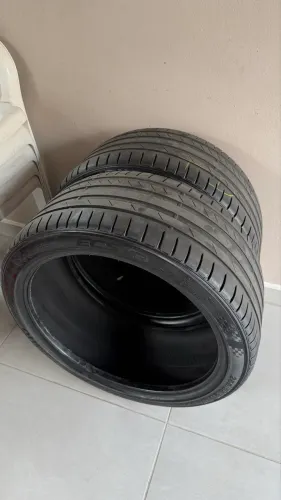 2 Pneus Kumho Ecsta PS71 255/35R19 96Y - BMW 320i/330i M Sport