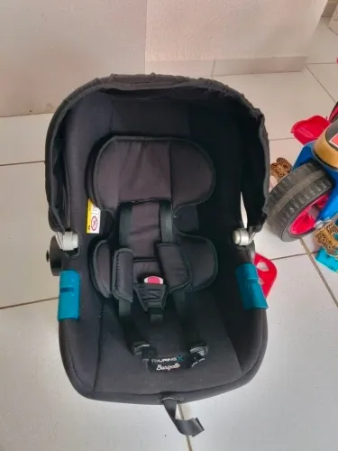 Vende se bebê conforto