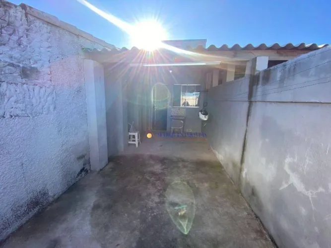 Casa com 1 dormitório para alugar, 40 m² por R$ 1.400,00/mês - Residencial Burck - Louveir