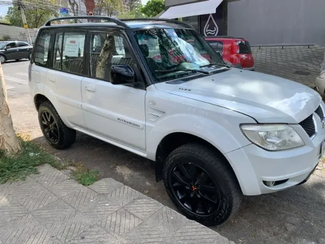 Mitsubishi Pajero TR4 2.0/ 2.0 Flex 16V 4X4 Aut. 2012