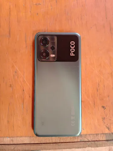 Celular poco x5 5G bom estado de conservação.