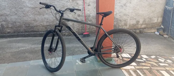 Bicicleta KSW XLT 100 Aro 29 - Excelente Estado