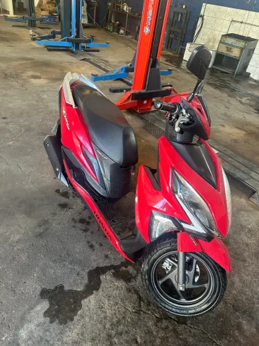 Honda Elite baixa km
