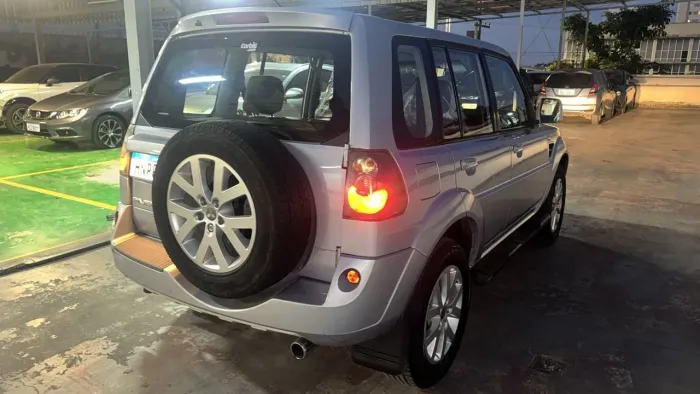 Mitsubishi Pajero TR4 2.0 Flex 16V 4X2 Mec. 2012