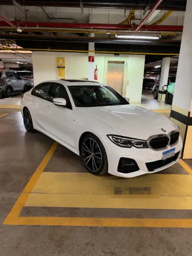 BMW 320I A 2.0 TB M Sport Activeflex 16V 4P 2022
