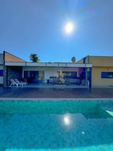 Casa com 4 dormitórios à venda, 350 m² por R$ 1.870.000,00 - Moenda - Joanópolis/SP