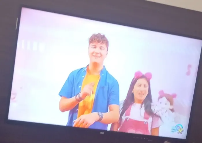 TV 40 polegadas OLHAR ANÚNCIO