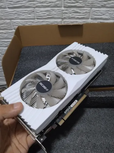 rx 580 sejishi branca em otimo estado