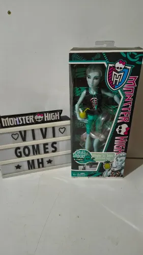 Monster High Gil G1 lacrado
