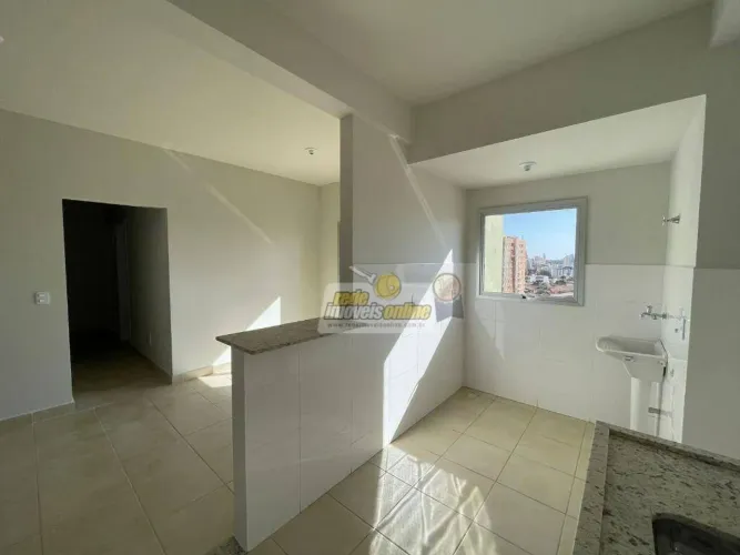 Apartamento com 2 dormitórios à venda, 92 m² por R$ 300.000,00 - Estados Unidos - Uberaba/