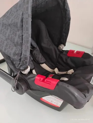 Bebê conforto Burigotto Touring Evolution SE + suporte/base!