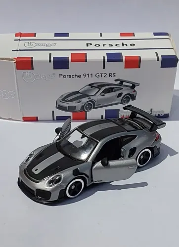Burago Porsche 911 GT2 RS
