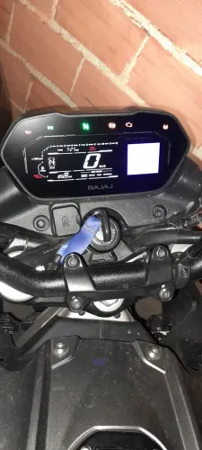 Dominar 400 cc
